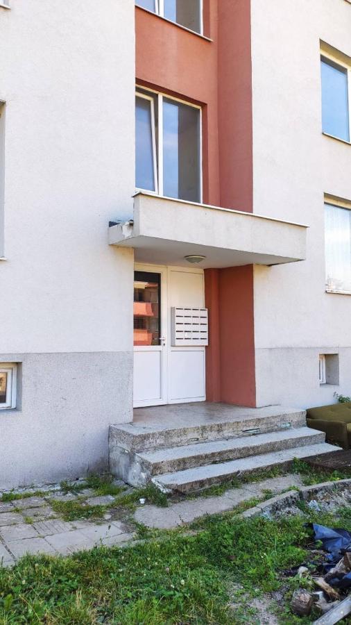 Lidda Belogradchik- 1Room Flat In Residential Area Luaran gambar