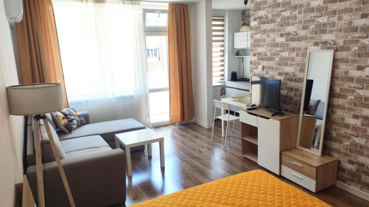 Lidda Belogradchik- 1Room Flat In Residential Area Luaran gambar